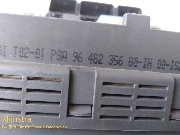 Engine management computer Citroen C5 Break 2.0 16V 9642606280 RFN