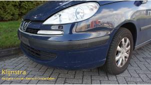 Used Front bumper Peugeot 807 2.2 16V Price on request offered by Fa. Klijnstra & Zn. VOF