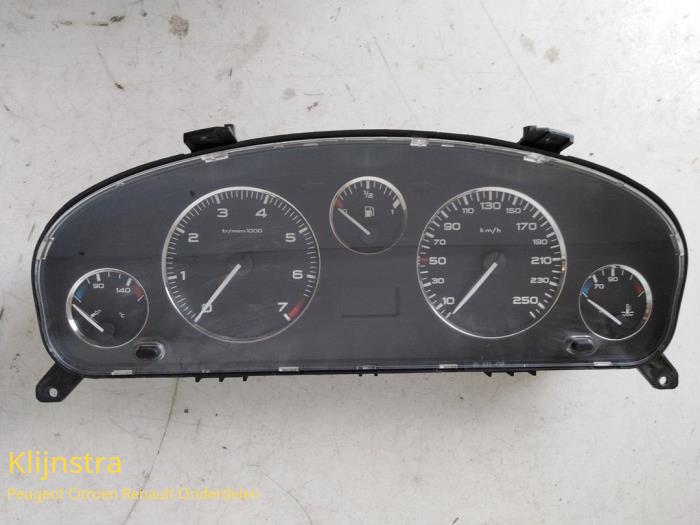 Odometer KM from a Peugeot 406 Break (8E/F) 2.2 16V 2000