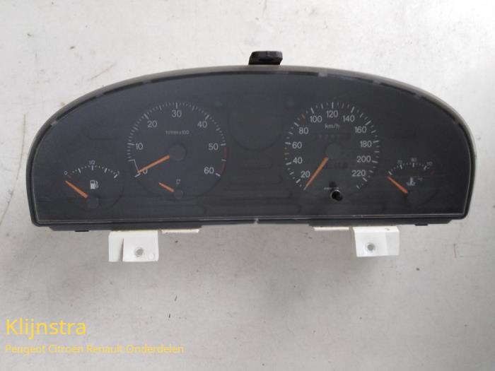 Odometer KM from a Peugeot 806 1.9 STDT,SVDT,SVDT Pullman 1995