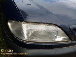 Used Headlight, left Citroen Xsara (N1) 1.9D Price on request offered by Fa. Klijnstra & Zn. VOF
