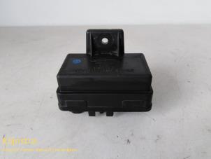 Used Glow plug relay Peugeot 405 I (15B) 1.9 GLD,GXD,GRD,SRD Price on request offered by Fa. Klijnstra & Zn. VOF