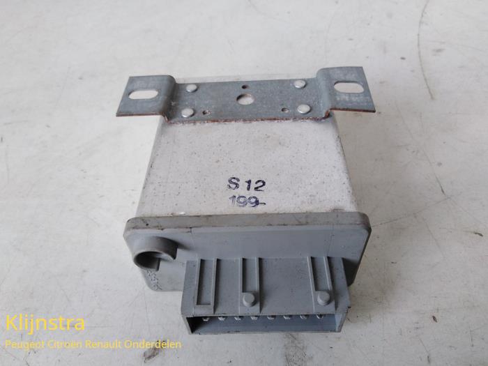 Cruise control relay Peugeot 406 1.8 16V S12199 HELLA