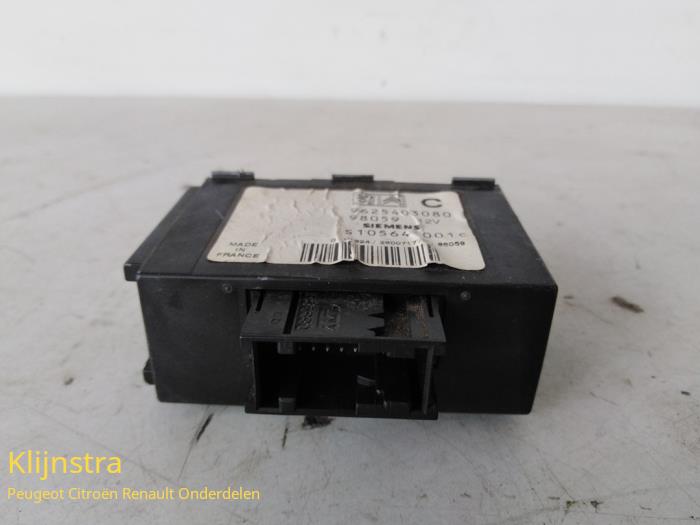 Used Engine management computer Peugeot 306 Break (7E) 1.9 D,XND Price on request offered by Fa. Klijnstra & Zn. VOF