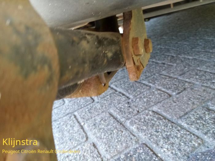 Towbar from a Peugeot 407 SW (6E) 2.0 HDiF 16V 2005