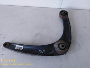 Used Front wishbone, right Peugeot 3008 Price on request offered by Fa. Klijnstra & Zn. VOF