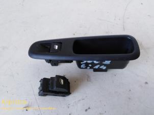 Used Electric window switch Peugeot 3008 Price on request offered by Fa. Klijnstra & Zn. VOF