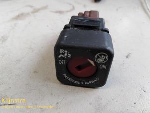 Used Airbag switch Peugeot 308 Price on request offered by Fa. Klijnstra & Zn. VOF
