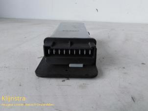 Used Central door locking relay Peugeot Partner 1.9 D Price on request offered by Fa. Klijnstra & Zn. VOF
