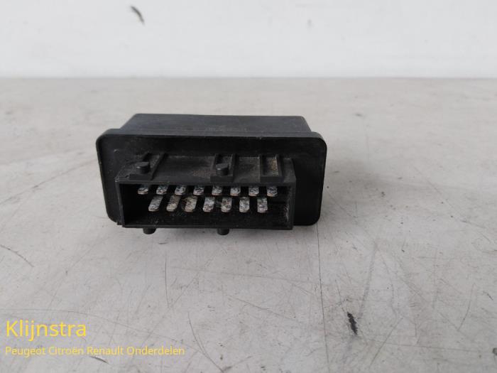 Fuel pump relay Peugeot 406 Coupé 2.0 16V 240107 BITRON