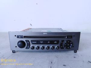 Używane Radioodtwarzacz CD Peugeot 308 (4A/C) 1.6 VTI 16V Cena na żądanie oferowane przez Fa. Klijnstra & Zn. VOF