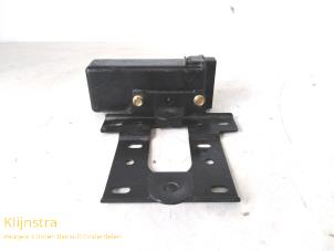 Used Central door locking relay Peugeot 205 Price on request offered by Fa. Klijnstra & Zn. VOF