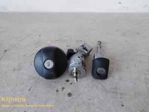 Used Set of cylinder locks (complete) Citroen C3 Picasso (SH) 1.6 HDi 16V 90 Price on request offered by Fa. Klijnstra & Zn. VOF