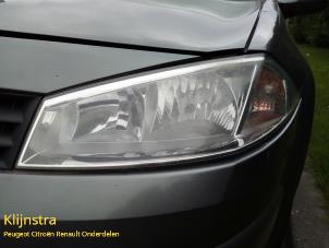 Używane Reflektor lewy Renault Megane II Grandtour (KM) 1.5 dCi 100 Cena na żądanie oferowane przez Fa. Klijnstra & Zn. VOF