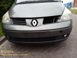 Gebrauchte Stoßstange vorne Renault Espace (JK) 1.9 dCi Preis auf Anfrage angeboten von Fa. Klijnstra & Zn. VOF