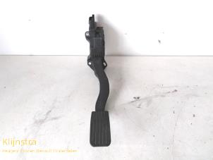 Used Accelerator pedal Citroen C3 (SC) 1.6 HDi 92 Price on request offered by Fa. Klijnstra & Zn. VOF