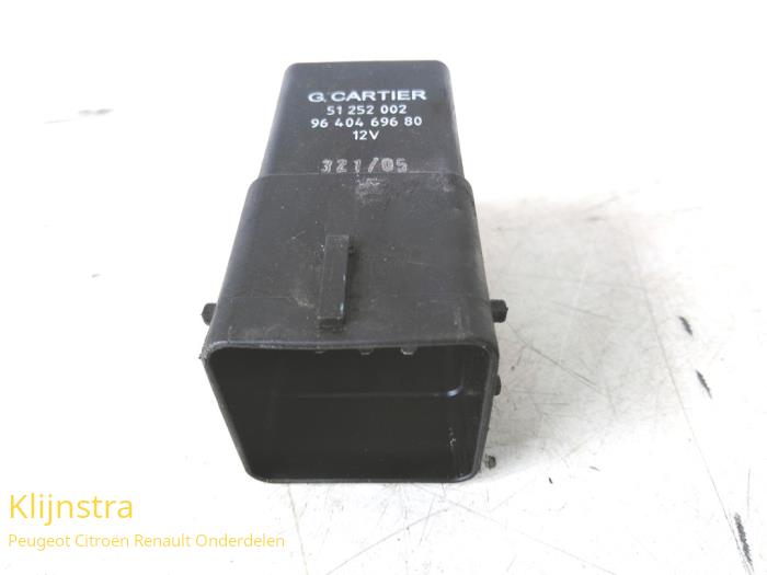 Glow plug relay Peugeot 307 Break 1.6 HDiF 110 16V - 598140