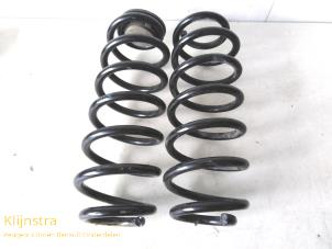 Used Rear torsion spring Peugeot 307 Break (3E) 1.6 HDiF 110 16V Price on request offered by Fa. Klijnstra & Zn. VOF