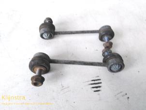 Used Anti-roll bar guide Peugeot 407 SW (6E) 2.2 16V Price on request offered by Fa. Klijnstra & Zn. VOF