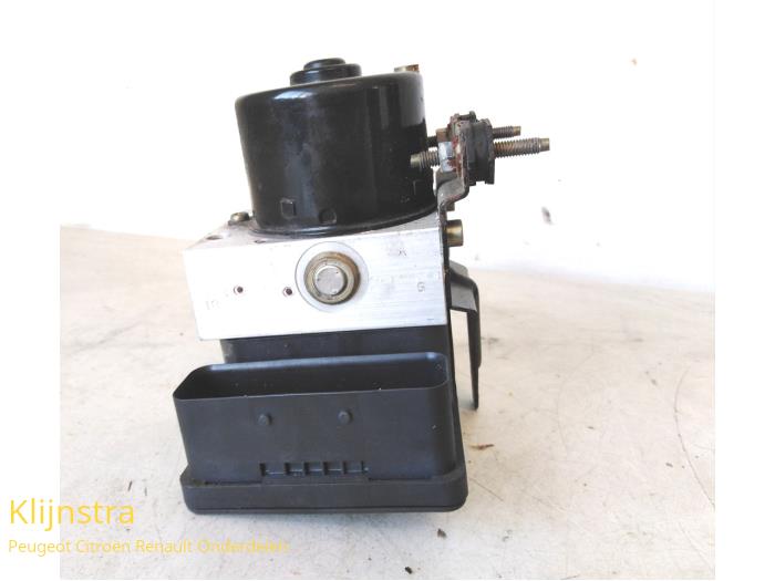 Gebrauchte ABS Pumpe Citroen C5 I Break (DE) 2.0 HPi 16V Preis auf Anfrage angeboten von Fa. Klijnstra & Zn. VOF
