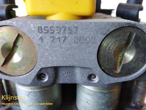 ABS Pumpe van een Citroën Evasion 2.0 CT SX,VSX Turbo 1996