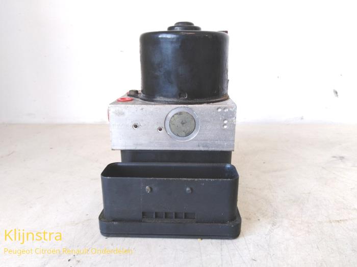 Begagnade ABS-pump Citroen C5 I Break (DE) 2.0 HDi 110 Pris € 99,00 Marginaltabell erbjuds av Fa. Klijnstra & Zn. VOF
