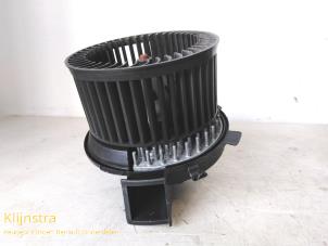 Used Heating and ventilation fan motor Peugeot 206 (2A/C/H/J/S) 1.6 16V Price € 55,00 Margin scheme offered by Fa. Klijnstra & Zn. VOF