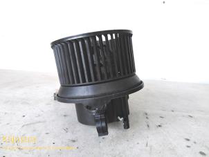 Usados Motor de ventilador de calefactor Citroen Xsara Break (N2) 1.9 TD X,SX,Exclusive Precio de solicitud ofrecido por Fa. Klijnstra & Zn. VOF