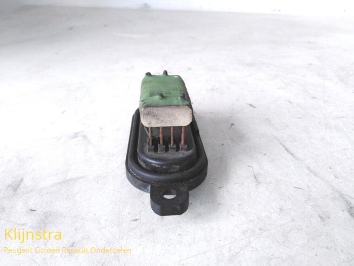 Heater resistor from a Peugeot Boxer (230L) 2.5D 320M 12V 1996