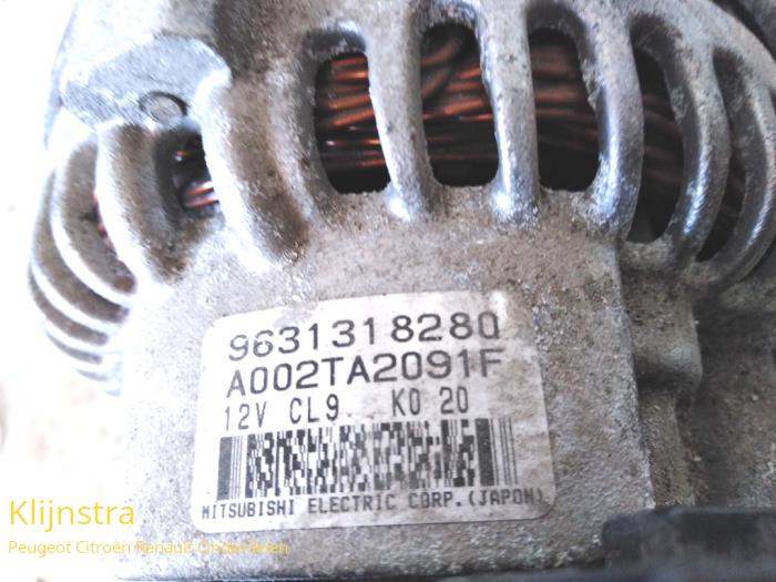 Dynamo van een Peugeot 306 (7D) 1.8 16V 2001