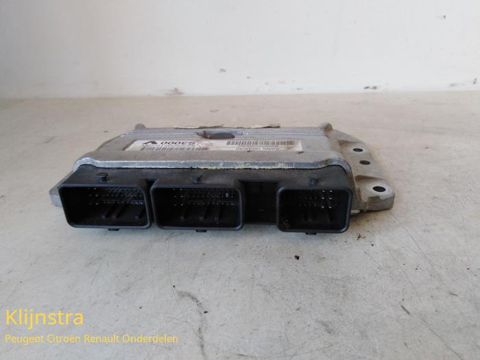 Used Engine management computer Renault Megane Price € 150,00 Margin scheme offered by Fa. Klijnstra & Zn. VOF