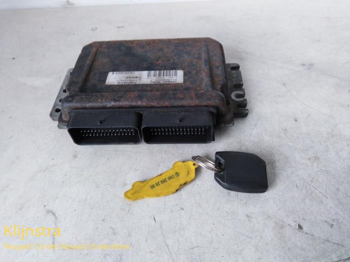 Used Engine management computer Renault Megane Break/Grandtour (KA) 1.6 16V RXE,RXT Price € 150,00 Margin scheme offered by Fa. Klijnstra & Zn. VOF