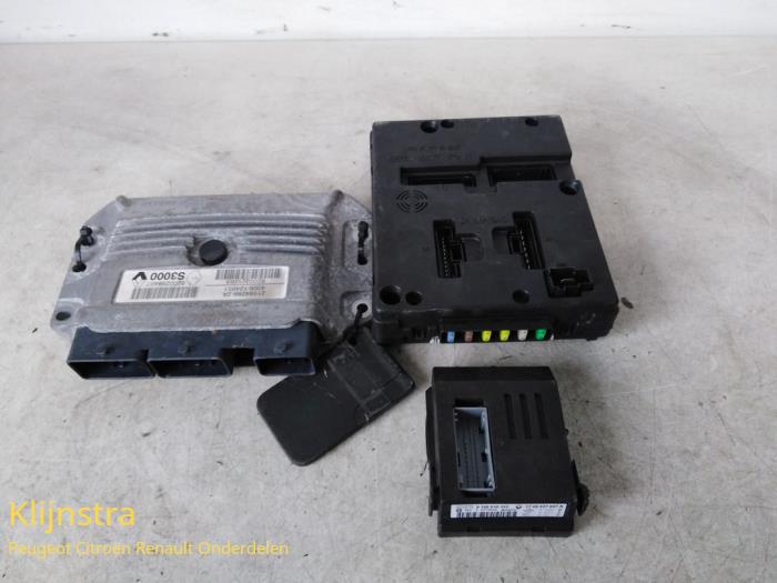 Used Engine management computer Renault Scénic II (JM) 1.6 16V Price € 150,00 Margin scheme offered by Fa. Klijnstra & Zn. VOF