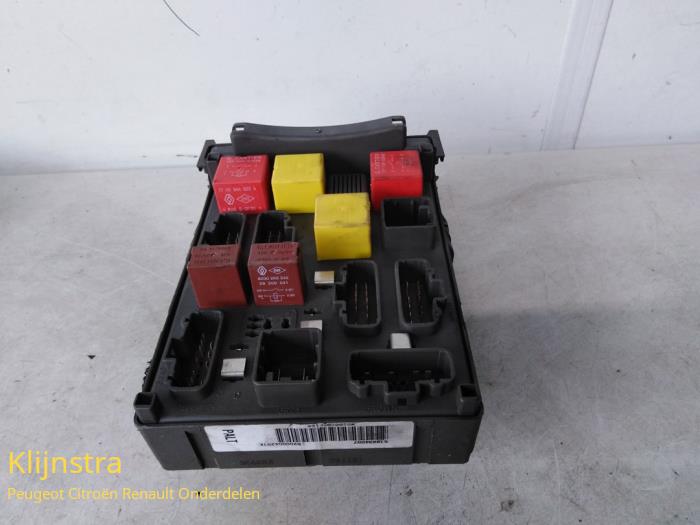 Used Engine management computer Renault Laguna II Grandtour (KG) 2.2 dCi 150 16V Price € 150,00 Margin scheme offered by Fa. Klijnstra & Zn. VOF