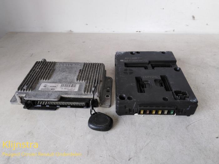 Used Engine management computer Renault Megane Scénic (JA) 2.0 RT Price € 150,00 Margin scheme offered by Fa. Klijnstra & Zn. VOF