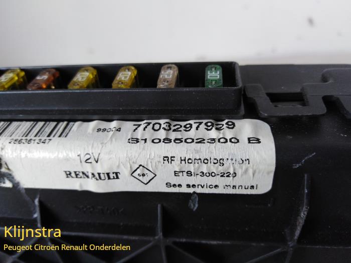 Engine management computer from a Renault Megane Scénic (JA) 2.0 RT 1999