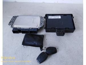 Komputer sterowania silnika z Renault Clio III (BR/CR) 1.4 16V 2006