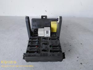 Używane Skrzynka bezpieczników Renault Laguna I (B56) 2.0 Cena € 50,00 Procedura marży oferowane przez Fa. Klijnstra & Zn. VOF