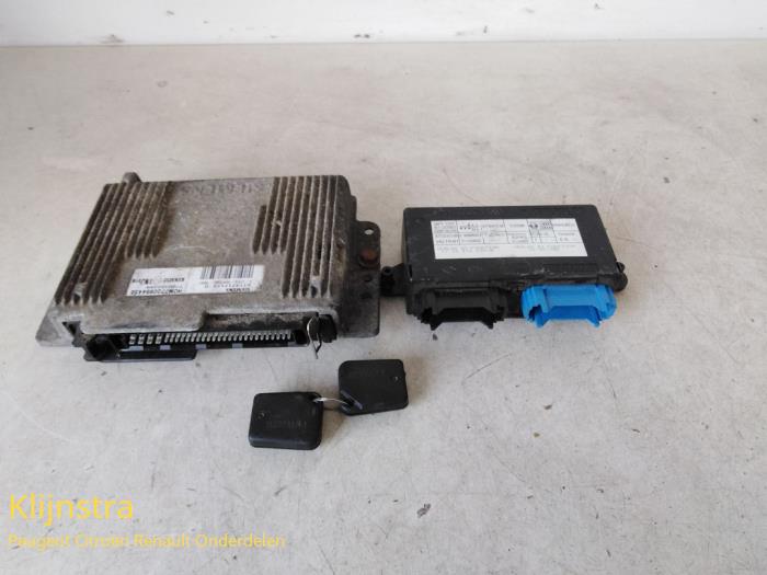 Used Engine management computer Renault Laguna I Grandtour (K56) 1.8 RN,RT Price € 150,00 Margin scheme offered by Fa. Klijnstra & Zn. VOF