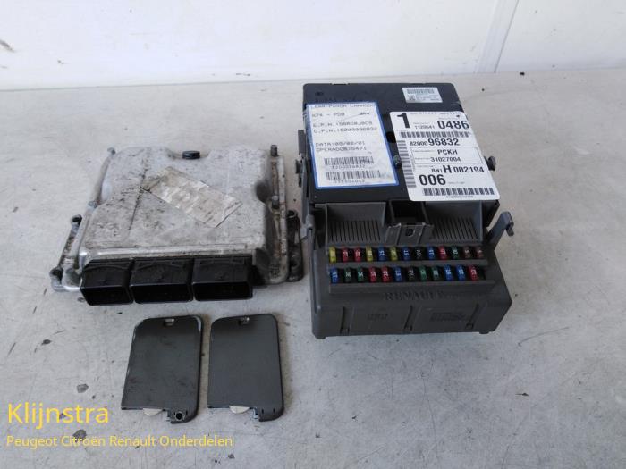 Engine management computer from a Renault Laguna II Grandtour (KG) 1.9 dCi 100 2002