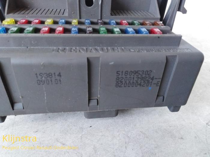 Engine management computer from a Renault Laguna II Grandtour (KG) 1.9 dCi 100 2002