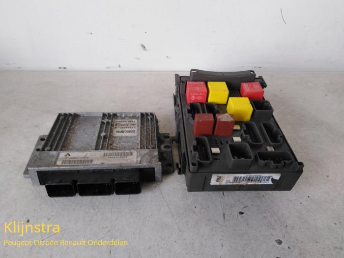Used Engine management computer Renault Laguna Price € 150,00 Margin scheme offered by Fa. Klijnstra & Zn. VOF