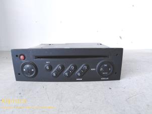 Used Radio CD player Renault Clio Price on request offered by Fa. Klijnstra & Zn. VOF