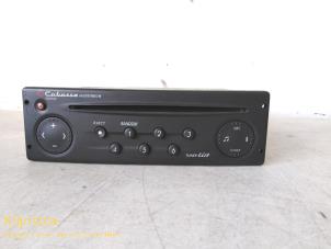 Gebrauchte Radio CD Spieler Renault Laguna II Grandtour (KG) 1.9 dCi 100 Preis auf Anfrage angeboten von Fa. Klijnstra & Zn. VOF