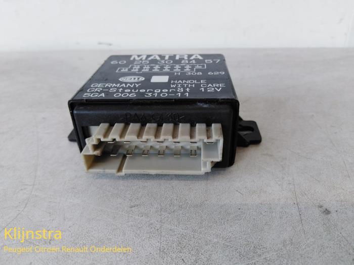 Computer lighting module from a Renault Safrane II 2.5 20V RXE,RXT 1998