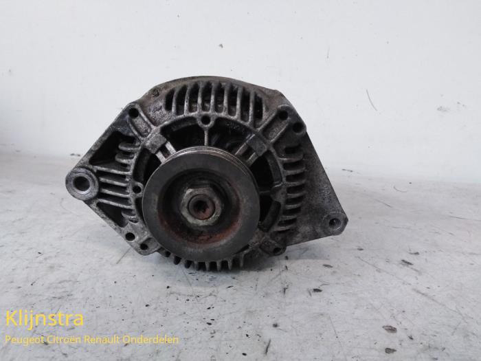 Gebrauchte Dynamo Renault Megane Scénic (JA) 1.6 RT Preis auf Anfrage angeboten von Fa. Klijnstra & Zn. VOF