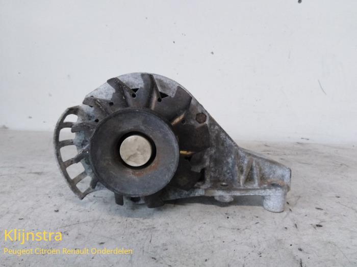 Gebrauchte Dynamo Renault Twingo (C06) 1.2 Easy Phase I Preis auf Anfrage angeboten von Fa. Klijnstra & Zn. VOF
