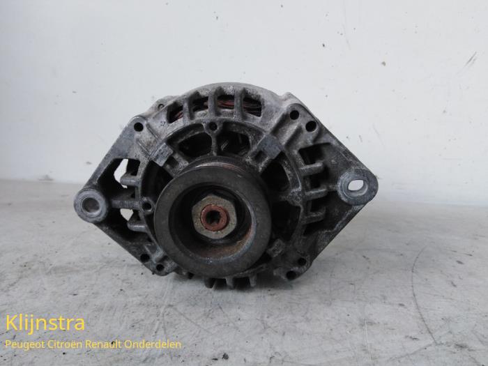 Used Dynamo Renault Scénic I (JA) 1.9 dTi Price on request offered by Fa. Klijnstra & Zn. VOF