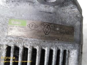 Dynamo d'un Renault Megane (BA) 2.0i 16V 1996