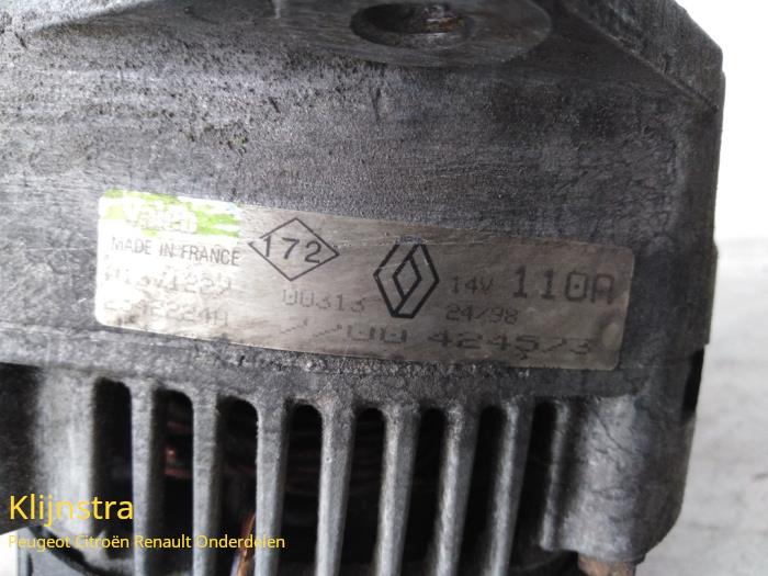 Dynamo d'un Renault Megane (BA) 2.0i 16V 1998